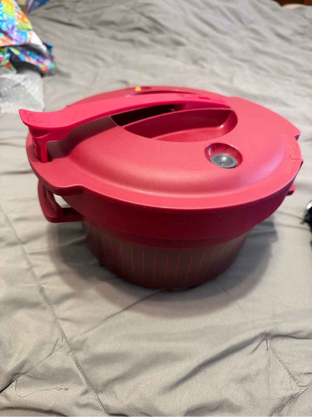 Tupperware Microwave pressure cooker